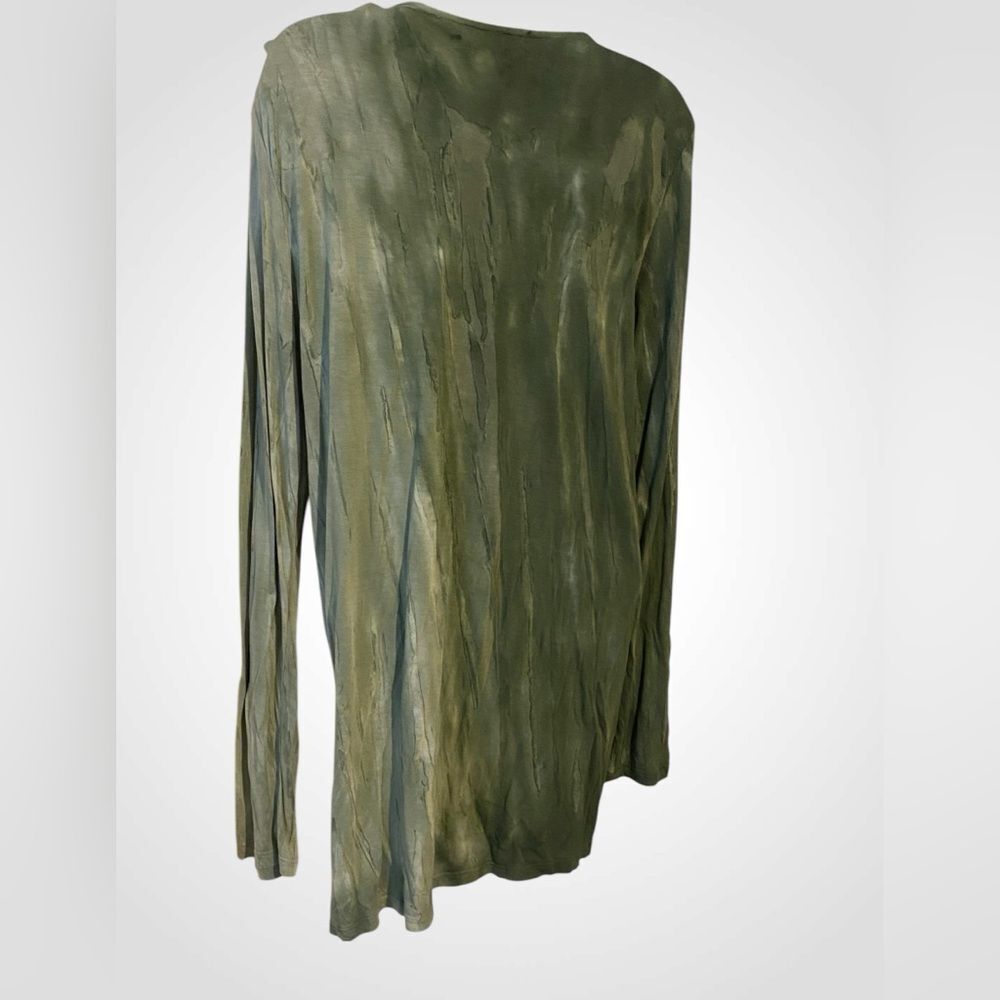 XCVI | women’s XCVI silky blouse green tie-dye v-neck high low hem NWOT size M - Picture 7 of 11